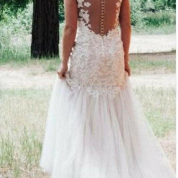 David's Bridal Wedding dress. - Picture 5 of 12